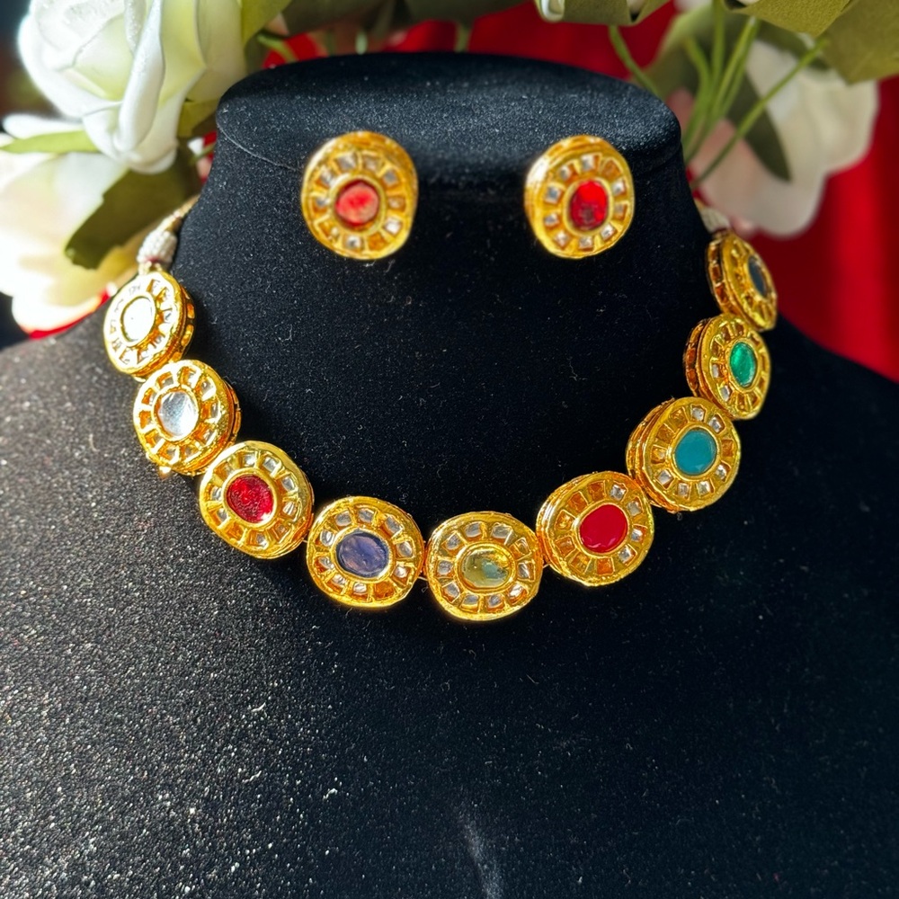 ✨Brand new Multicolour kundan Necklace and Earring Set✨